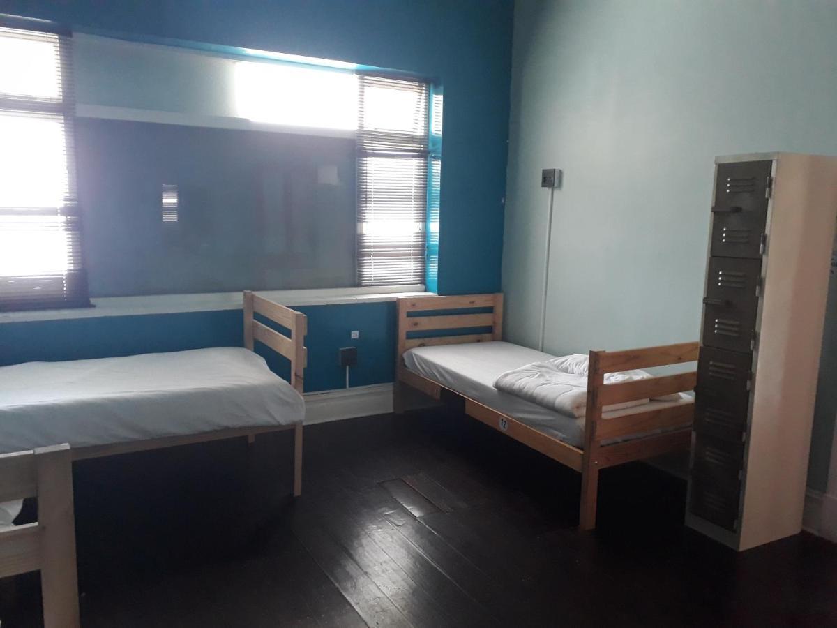 Hostel Awesome Backpackers
